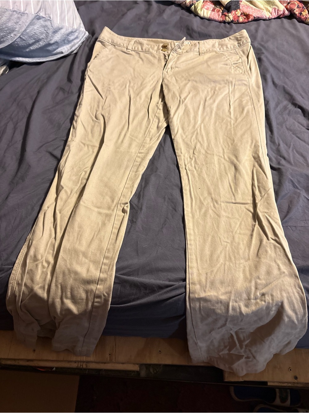 American Eagle Outfitters Khaki Stretch Pants